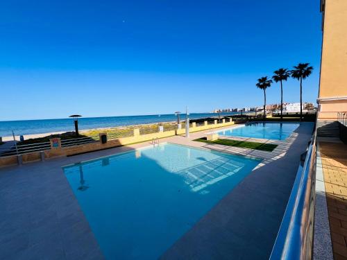 Residencia Dos Mares I, Bloque 3, Escalera 1, 2º C