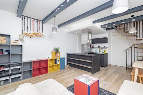 HoMi Premium Loft - Near Isola District