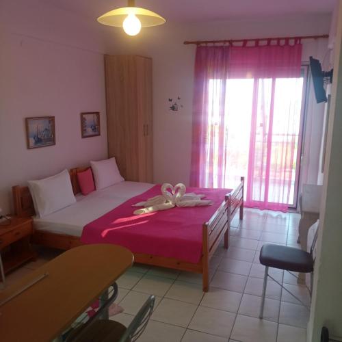 Gallery image of House Mantesos in Kinira