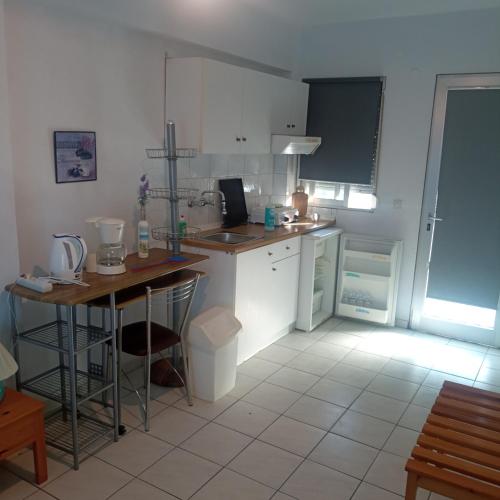 Gallery image of House Mantesos in Kinira