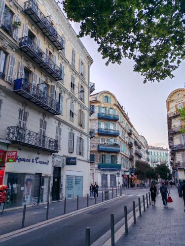 Cosy Mezzanine Studio - Nice Notre Dame - 10 min Promenade
