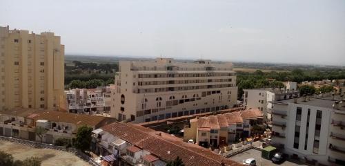 Widok na miasto Empuriabrava z tego apartamentu
