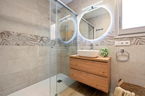 Bilik mandi di Exclusiva villa con piscina
