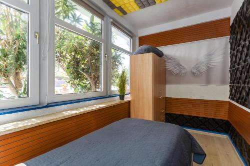 Exodus residence