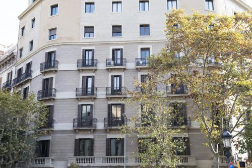 Gaudi Apartment 9