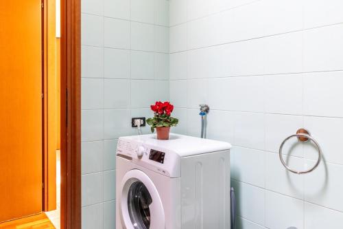 Suite con bagno privato con WiFi a 200m dalla metro