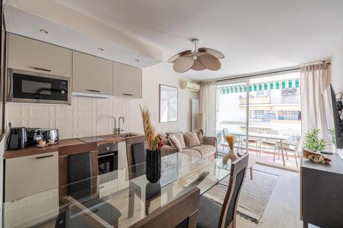 Super appartement centre Juan les Pins proche mer