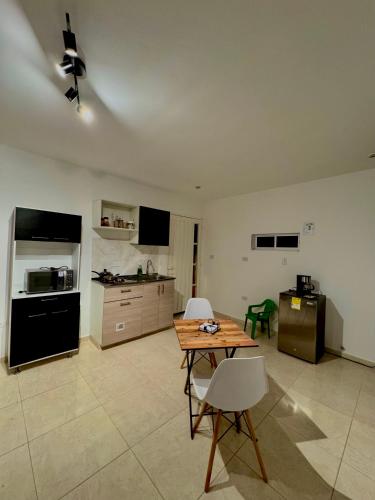 Kuchyň nebo kuchyňský kout v ubytování Apartaestudio Hogar de Laura
