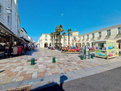 Appartement T2 rénové face à la mer avec terrasse et garage - Quartier des Présidents - Les Sables-d'Olonne - FR-1-331-90
