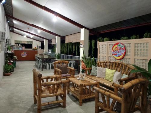 Ruang duduk di Casa-de Aplaya