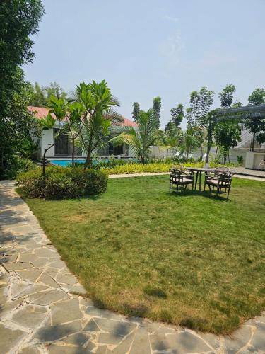 Giardino di Raipur farms The Farm House