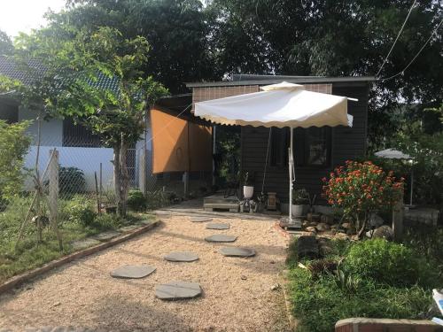 Κήπος έξω από το CODO Chill House-With Garden