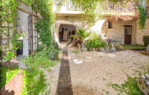 Beautiful apartment near Uzes