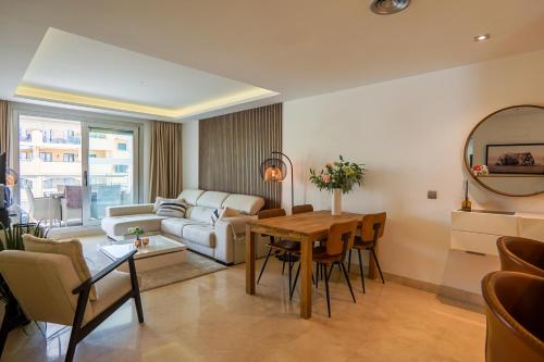Luxury penthouse San Pedro
