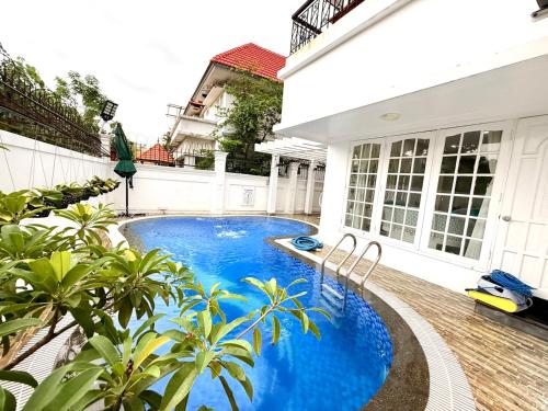 Πισίνα στο ή κοντά στο Cakit Villa Bai Sau Vung Tau-4bedrooms with pool