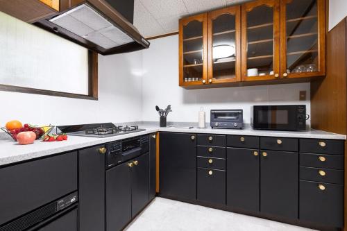 Dapur atau dapur kecil di 5 min walk from Matsumoto station Sky View Apartments Spacious 4BDR