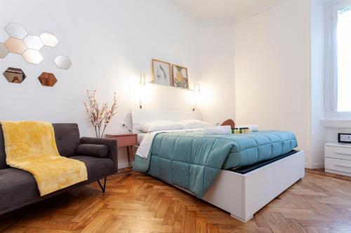 Central 6 min from Duomo Design Apt In Milan