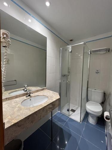 Ένα μπάνιο στο Hotel España