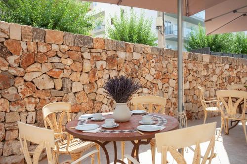 Fotografie z fotogalerie ubytování Hostal Residencia Sutimar v destinaci Paguera