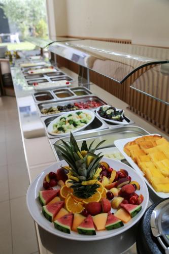 Gallery image of Low Cost Hotel Kosova in Shëngjin