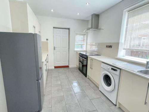 Φωτογραφία από το άλμπουμ του Entire 3 Bedroom House in Durham σε Gilesgate
