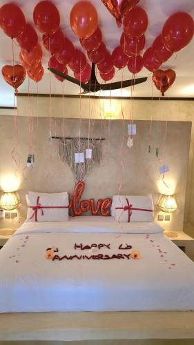 Letto o letti in una camera di Safaya Luxury Villas - Adults only