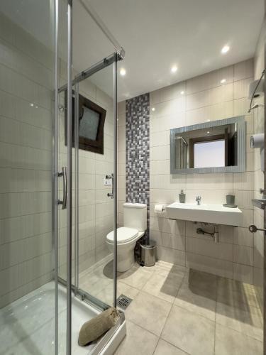 Gallery image of Villa Romantica Hotel in Paleo Tsifliki