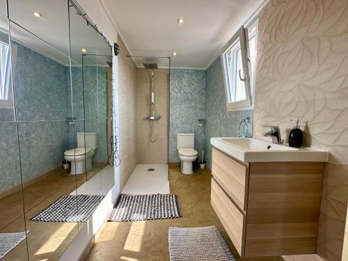 Kúpeľňa v ubytovaní Casa Con Vista -Luxury villa in Moraira