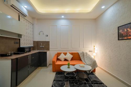 Una cocina o cocineta en Perfectstayz Value Aalaya suites