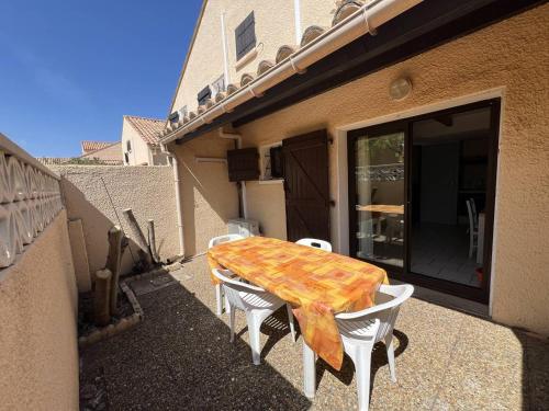 Villa 5 pers, Mezzanine, WIFI, Clim, Parking, près Plage