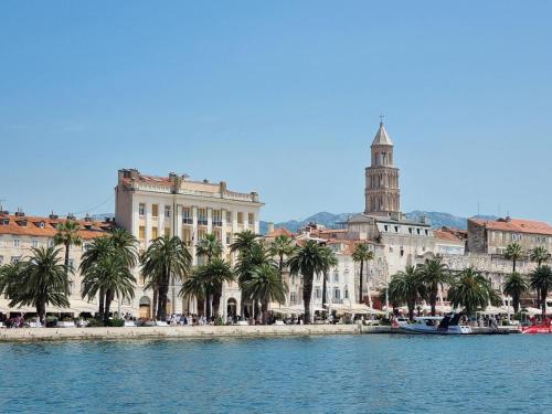 ALIDA LUXE Apartment