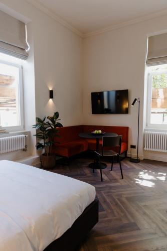 KUT Apartments
