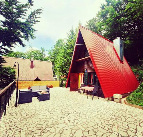 Budova, kde se chata nachází