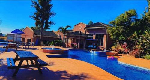 Aqua Villa & venue