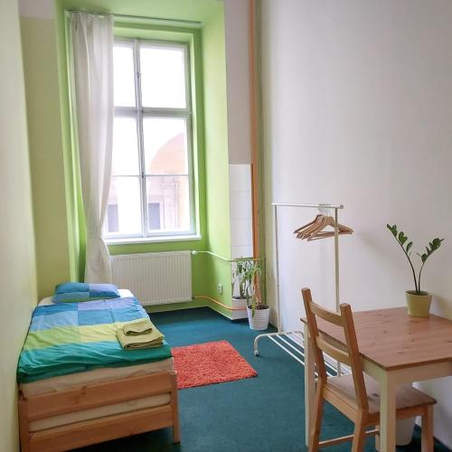 Charles bridge, Old town3 Min walk Private Room A