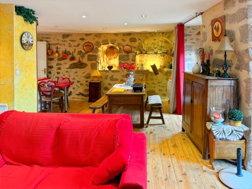 Maison de Village au cœur de Laroquebrou