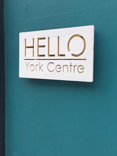 HelloYorkCentre - 1 FREE ON SITE PARKING SPACE - 60 SECOND WALK 2 MINSTER! photo 14