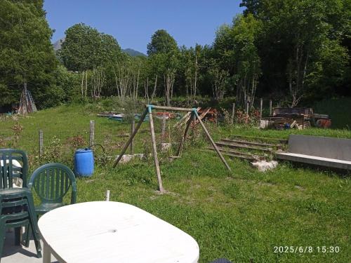 Photo de la galerie de l'établissement Chalet de la source, à La Celle-sous-Gouzon