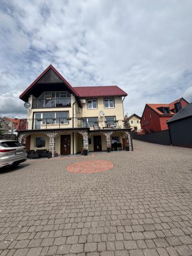 Pokoje nad jeziorem Mikołajki