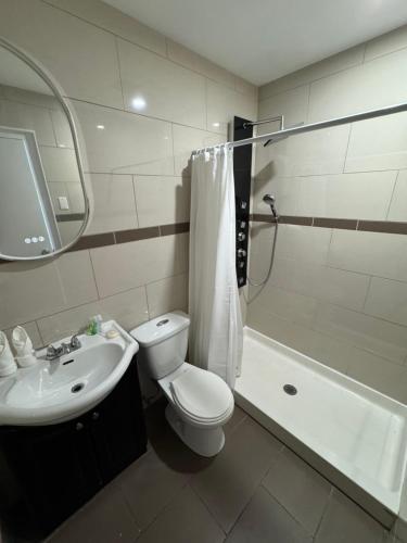 Ένα μπάνιο στο Kenricia Hotel