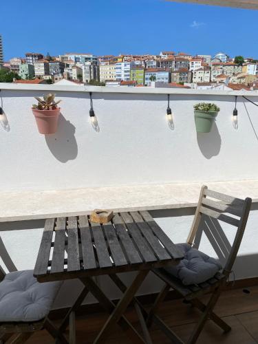 Wood Essence Apartment - Cozy Balcony