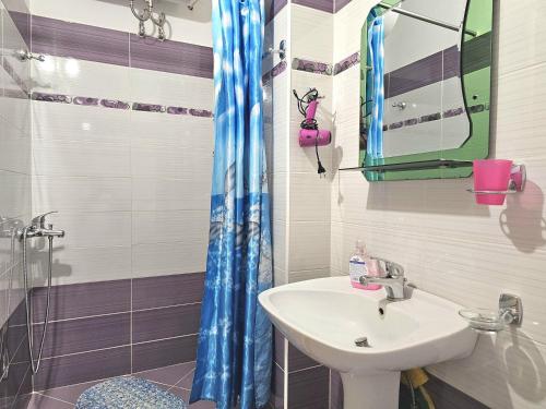 Koupelna v ubytování Eri Apartments