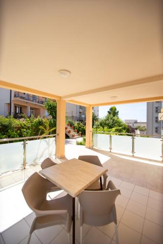 Μπαλκόνι ή βεράντα στο Apartmani Becici