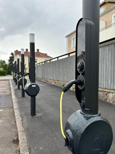 Fotografie z fotogalerie ubytování Centralt och havsnära med utsikt mot pool v destinaci Kalmar
