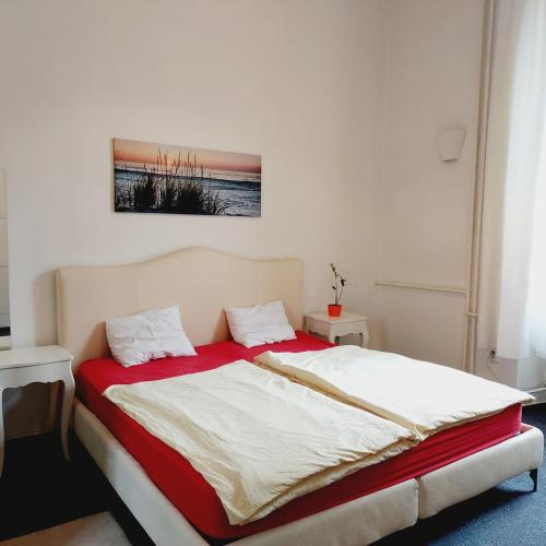 Old Town Center Just in 3 min Walk private room C