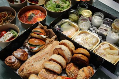 Mad i feriehuset eller i nærheden