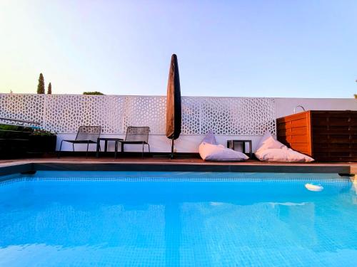 Rsquared (Riviera Residence)