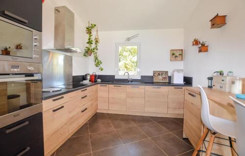 Nice Home In Bonifacio