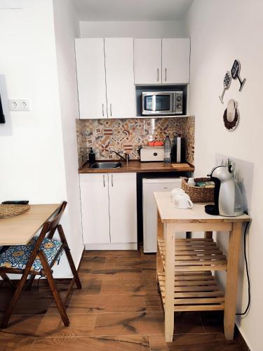 Una cocina o zona de cocina en Apartamento Estudio AZUL