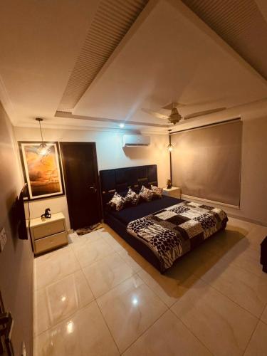 Katil atau katil-katil dalam bilik di Effile luxury appartment